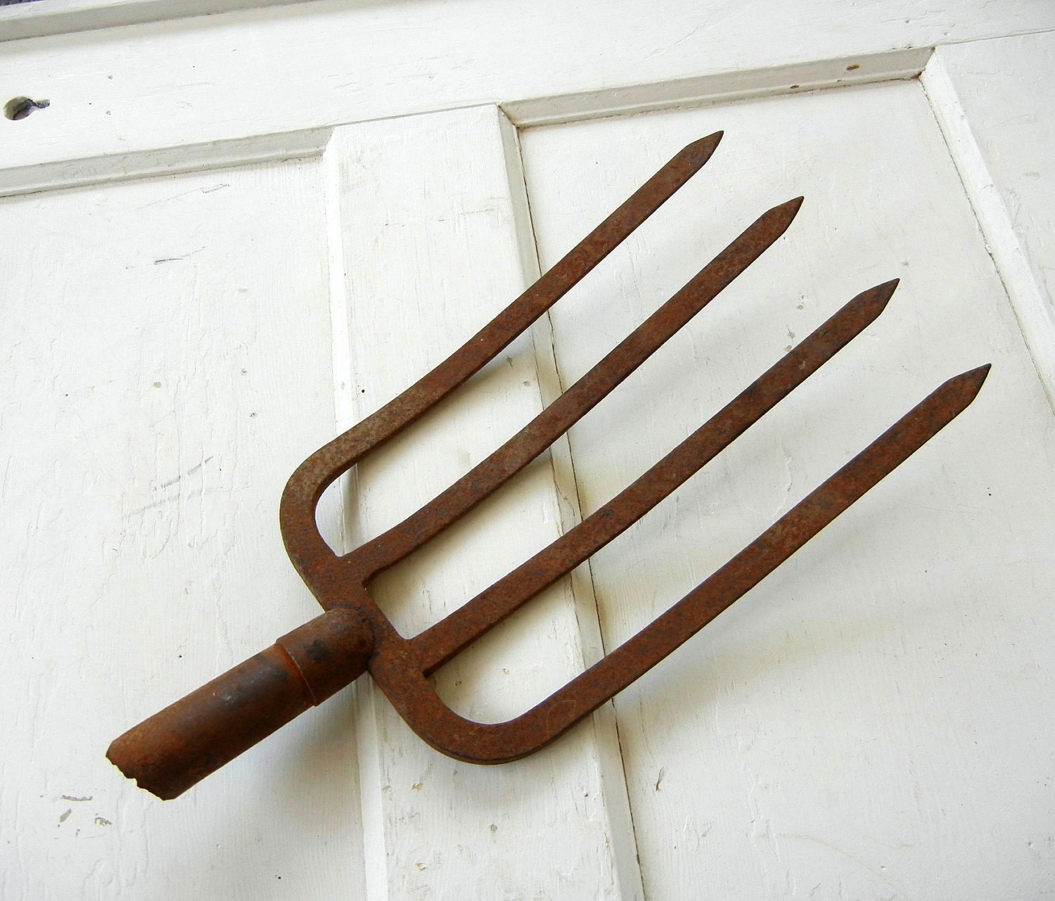 Vintage Rustic Metal Pitchfork Head