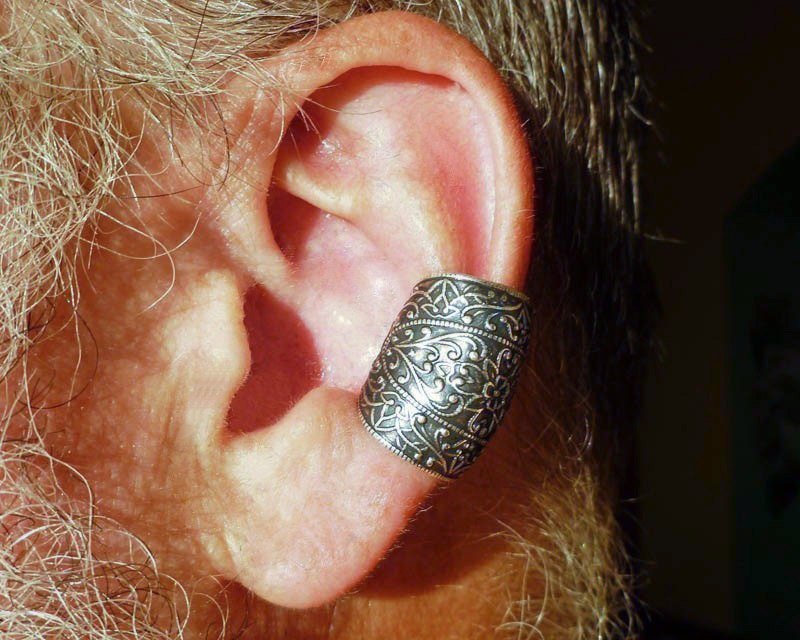 Ear Cuff Large Black and Silver Filigree Goth Earcuff Unisex