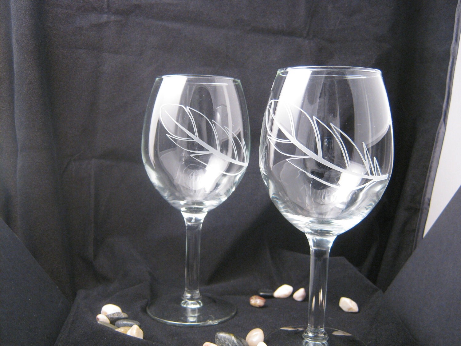Feathers Etched Wine Glasses