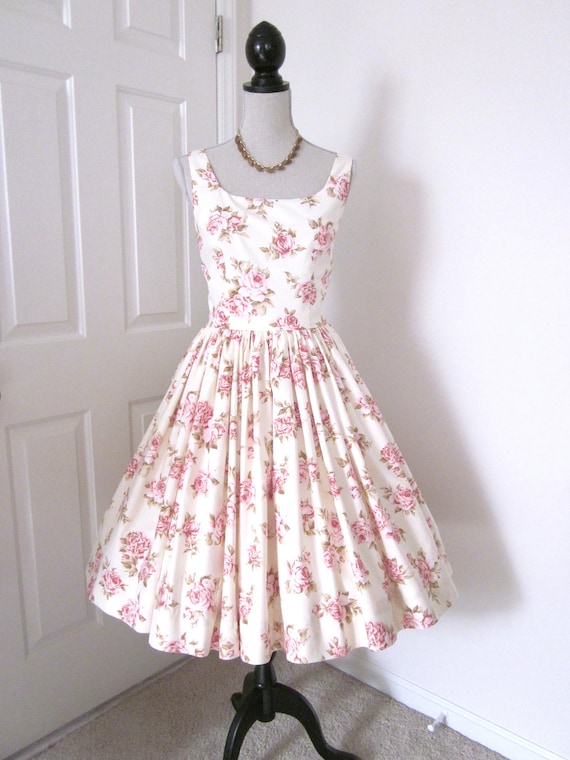 Rose 1960s Vintage Style Tea Dress Fabulously by TenderLane