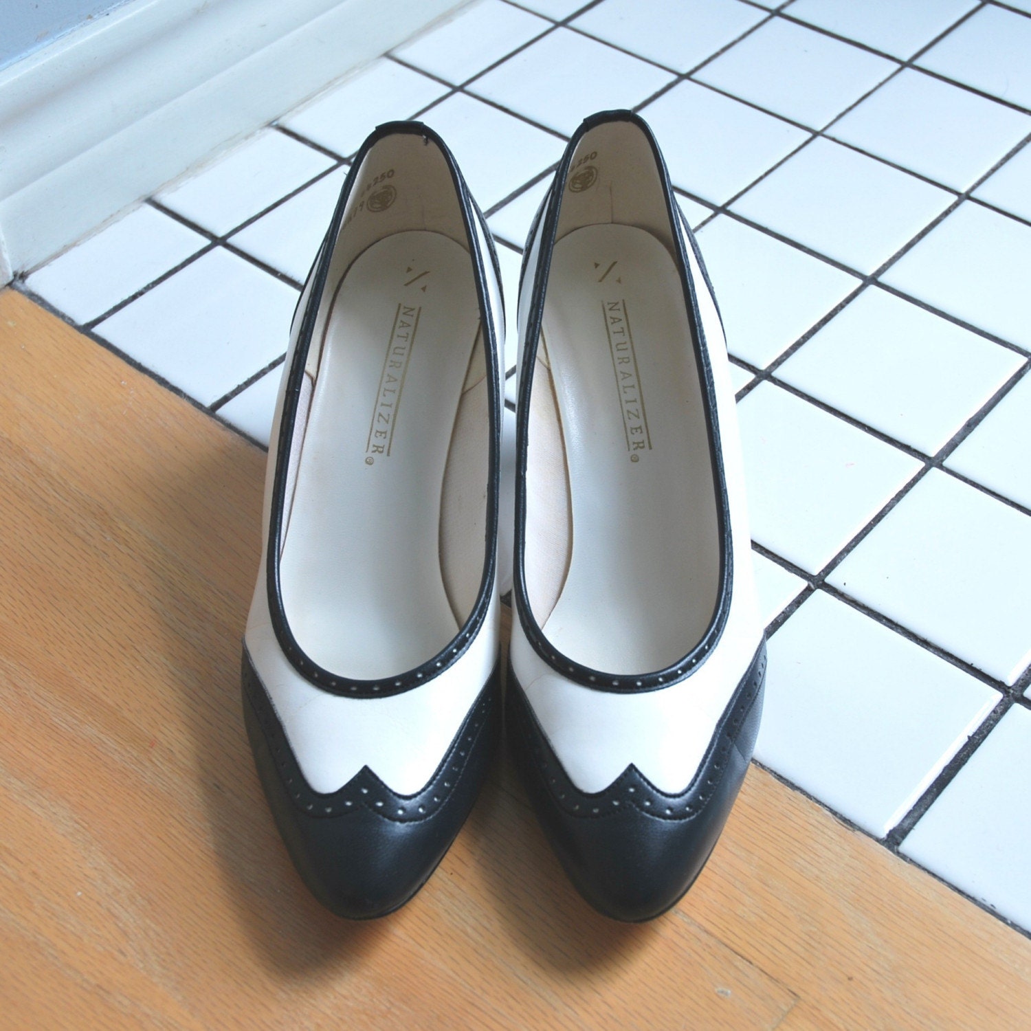 Navy and White Spectator Pumps size 8.5 by DianaDwainVintage