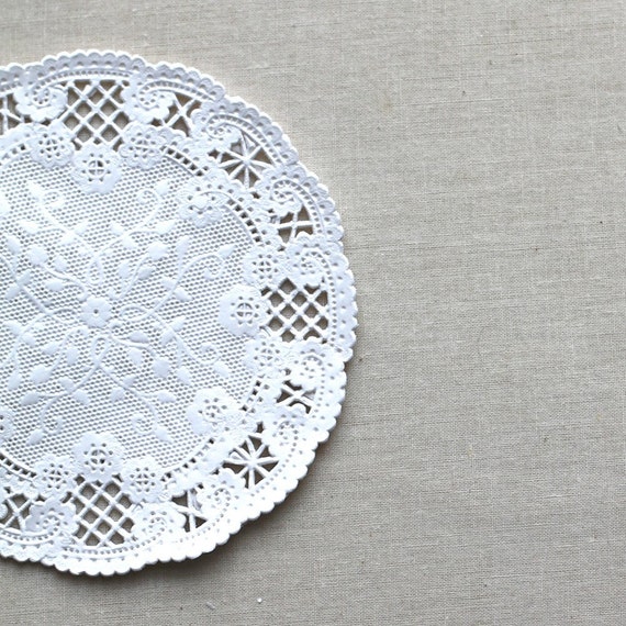 35 5 Paper Lace Doilies