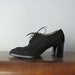s a l e . vintage black leather pointy WITCHY OXFORD HEELS. size 7.