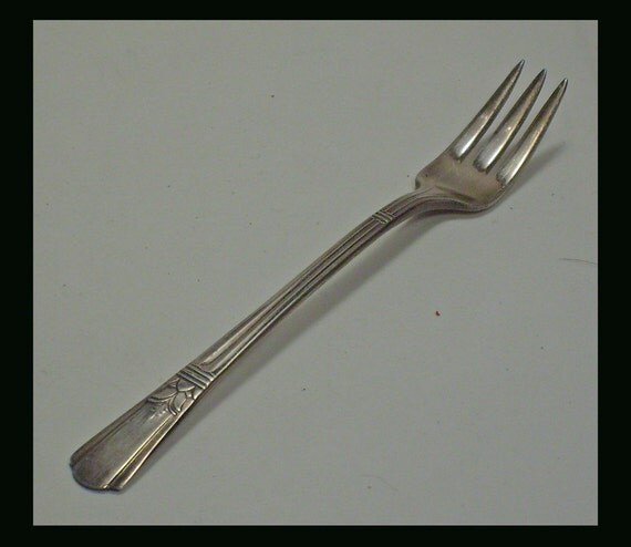 Vintage Deco Cocktail Fork Court Silver Plate Pattern 1939