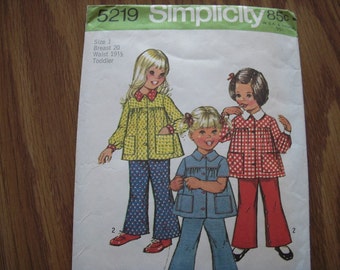 Vintage Simplicity Pattern 5219 Toddler 1