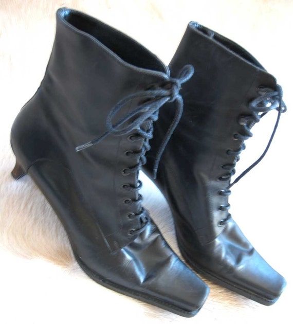 Lace Up Black Victorian Style Ankle Boots Size 7.5 Designed in