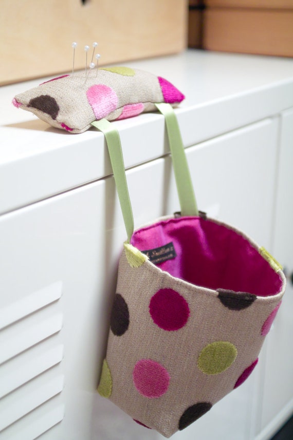 Sew Tidy Portable Sewing Bag and Pincushion pdf Pattern
