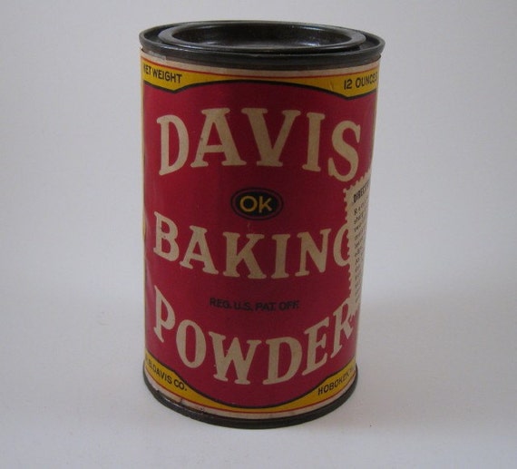 Vintage Davis Baking Powder Tin by tolemountain on Etsy