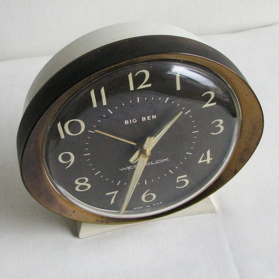 Vintage WESTCLOCK BIG BEN manual bedside alarm clock