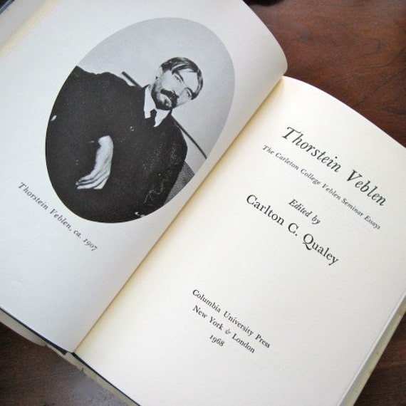 conspicuous consumption and veblen The theory of the leisure class thorstein veblen contents 1 introductory 2 2 pecuniary emulation 12 3 conspicuous leisure 18 4 conspicuous consumption 33 . conspicuous consumption and veblen The theory of the leisure class thorstein veblen contents 1 introductory 2 2 pecuniary emulation 12 3 conspicuous leisure 18 4 conspicuous consumption 33 .