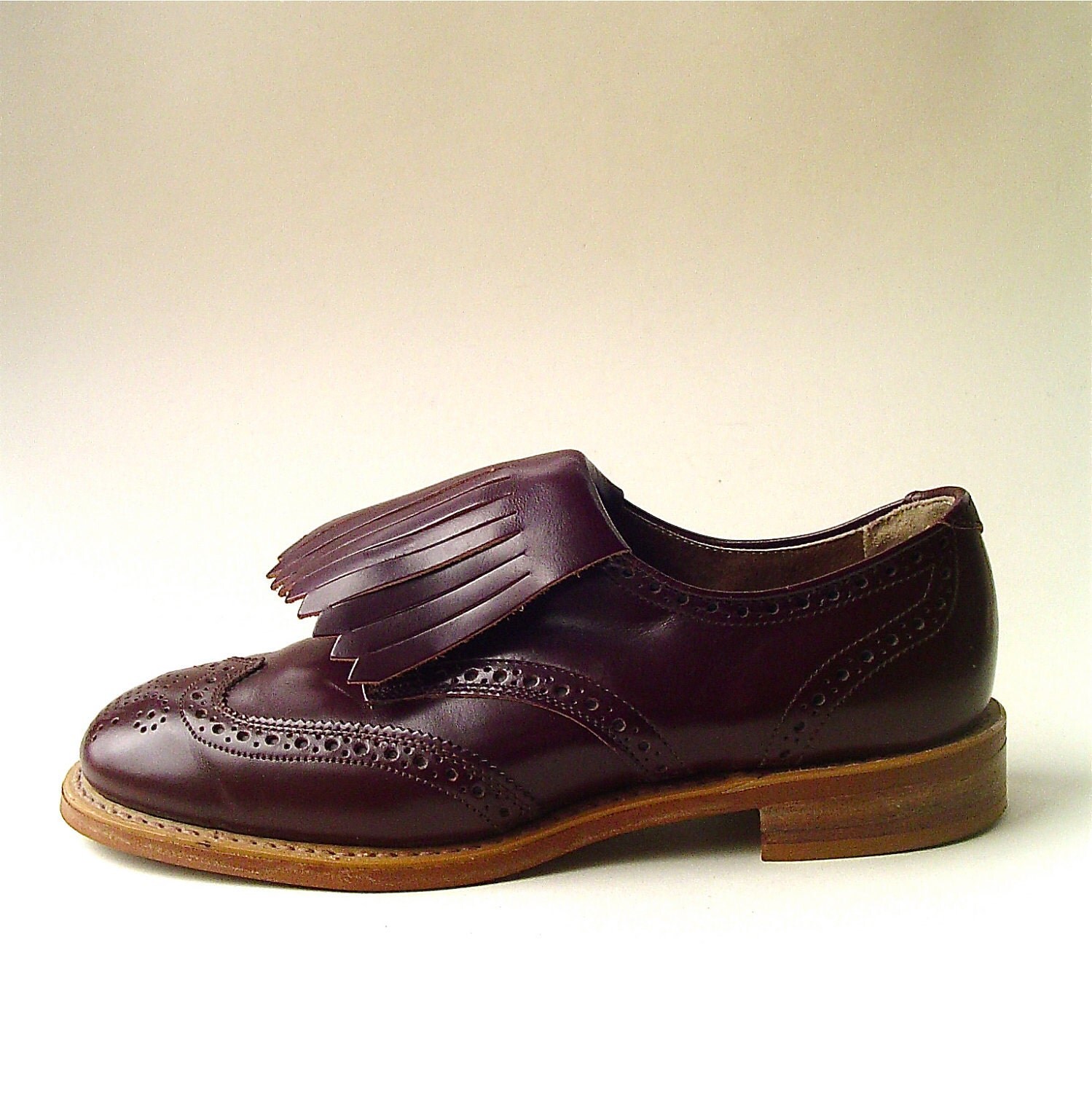 women's wingtip oxford boots