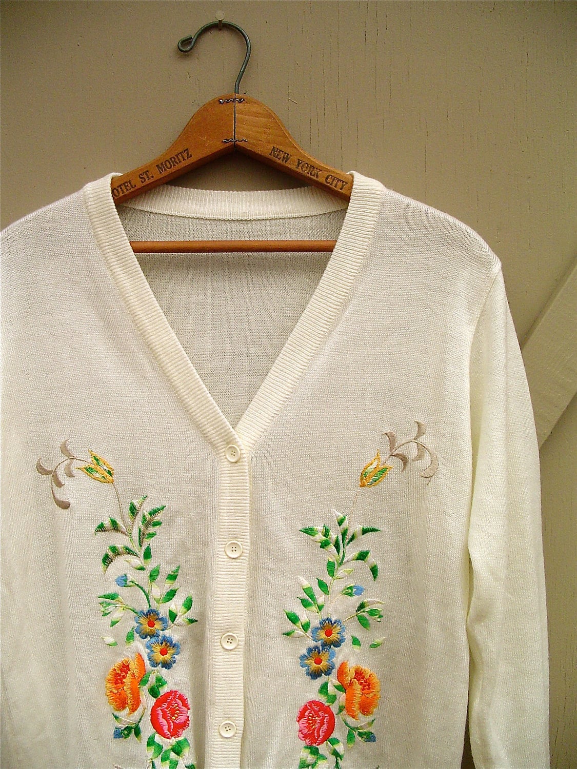 Vintage Floral Embroidered Cardigan Sweater