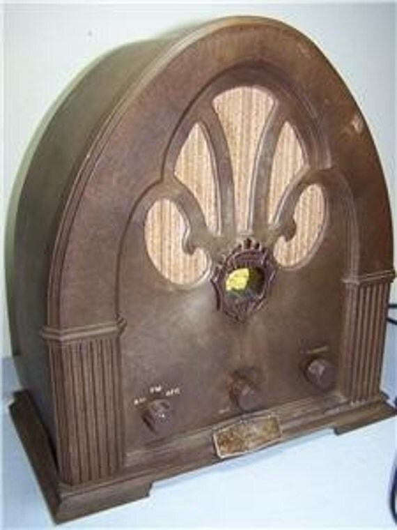 Classic1932 Antique Reproduction Radio Windsor am fm