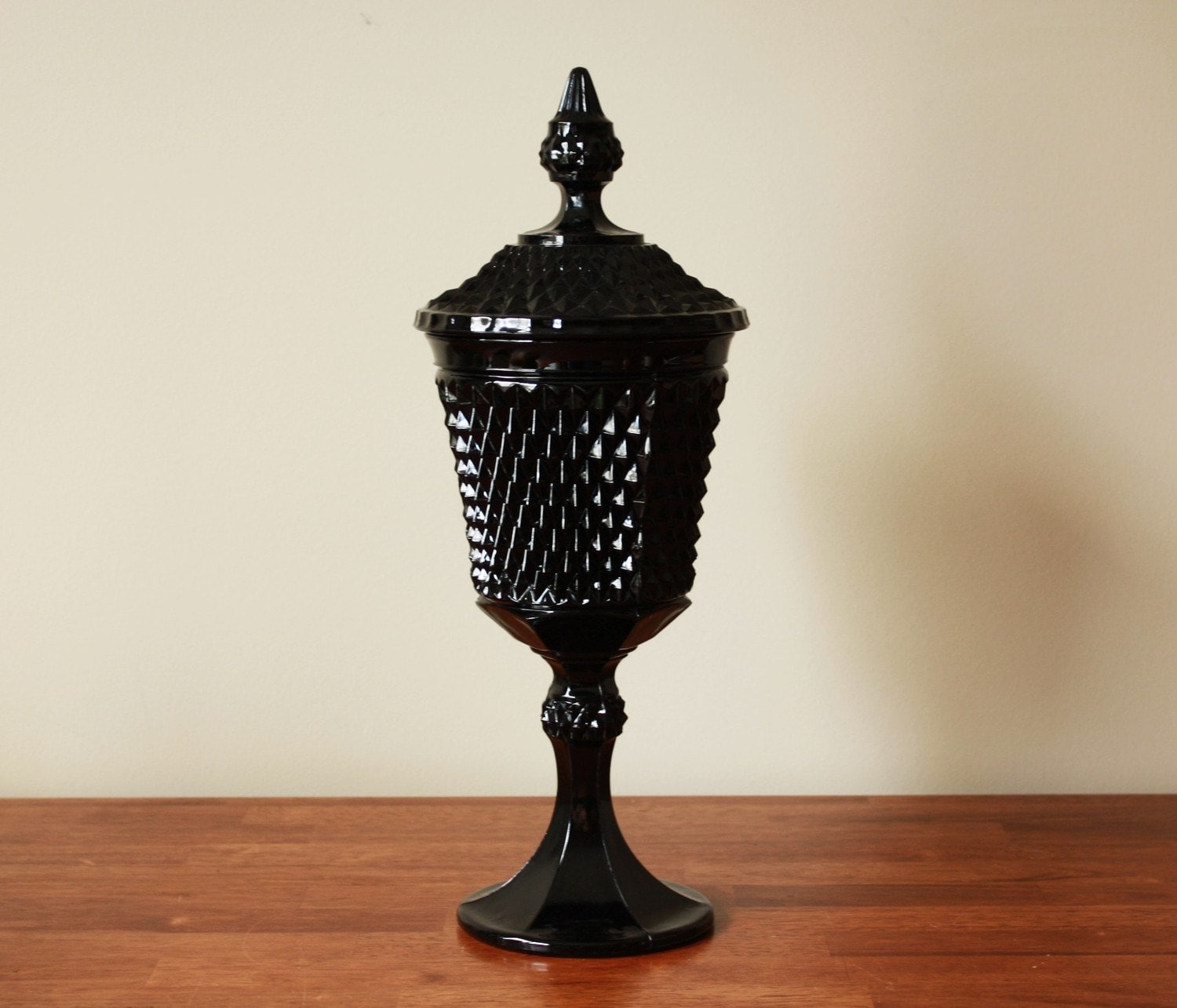 Vintage Indiana Glass Black Amethyst Diamond Point Urn 