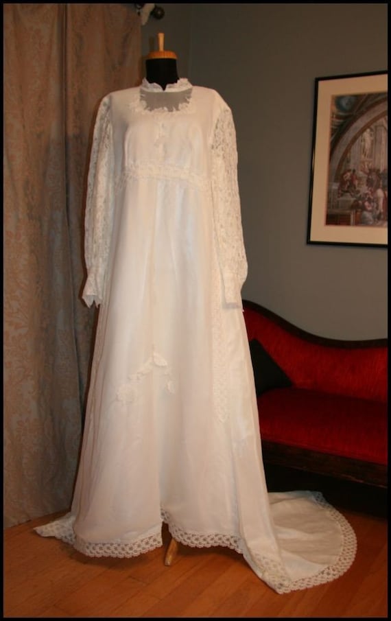 NO. 118 vintage 1970s wedding dress