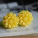 4g (5mm) Yellow Daisy Flower Plugs-for stretched ears