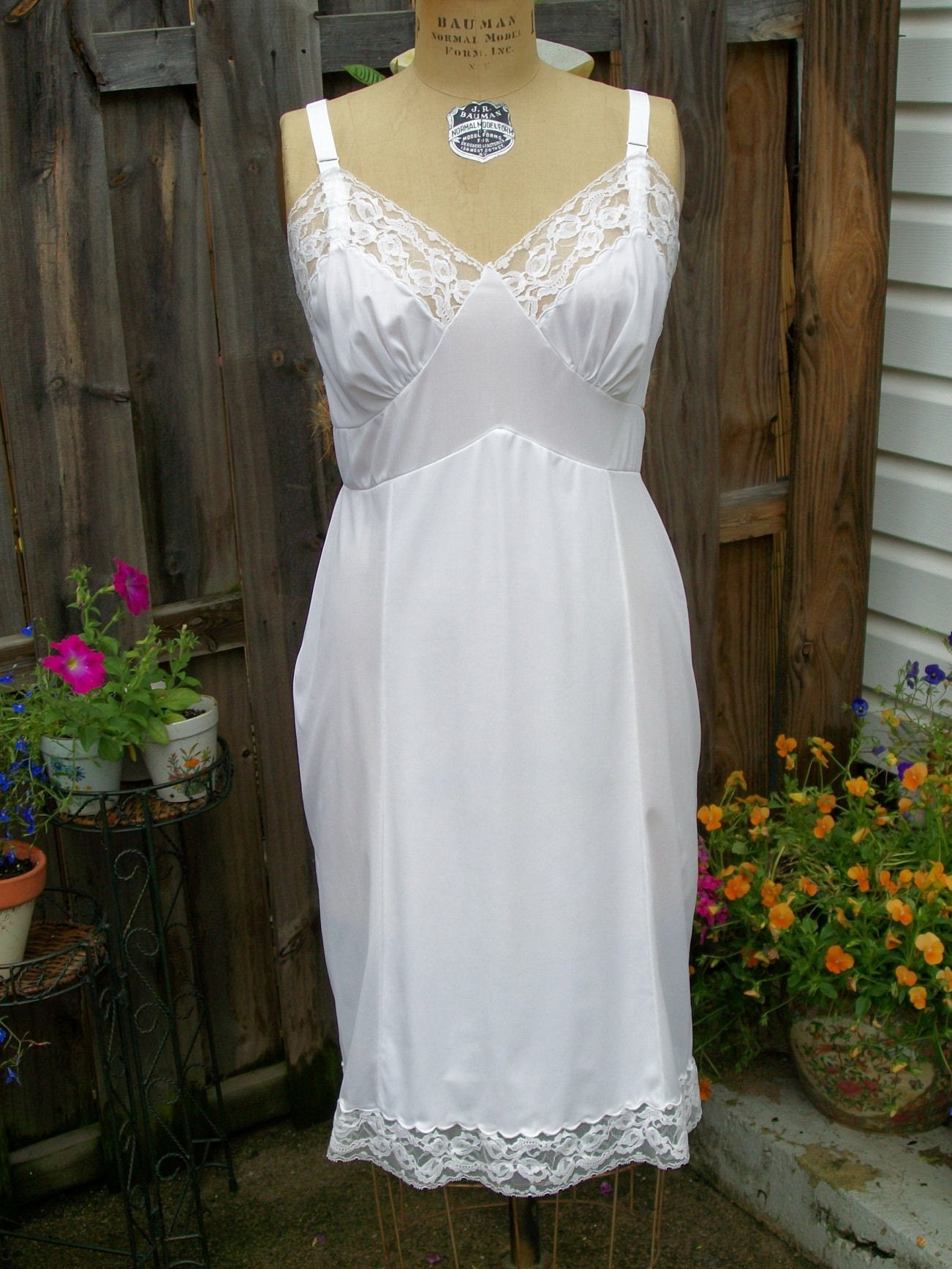 vintage full slip movie star brand nylon tricot satin in a