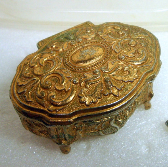 Vintage Metal Trinket Box 1950s Japan Gold by VintageStarrBeads