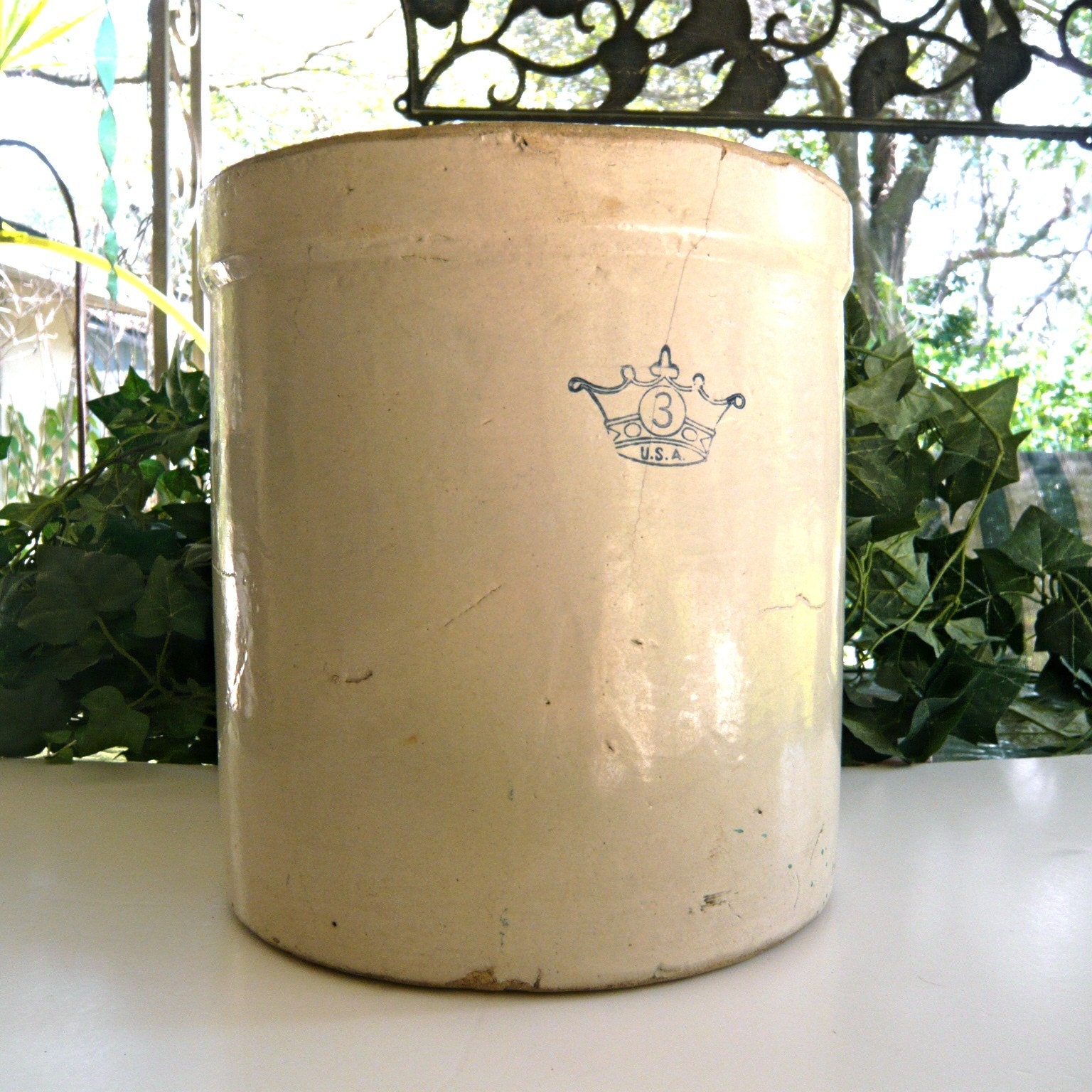 Vintage Kings Crown Number 3 Pottery Crock