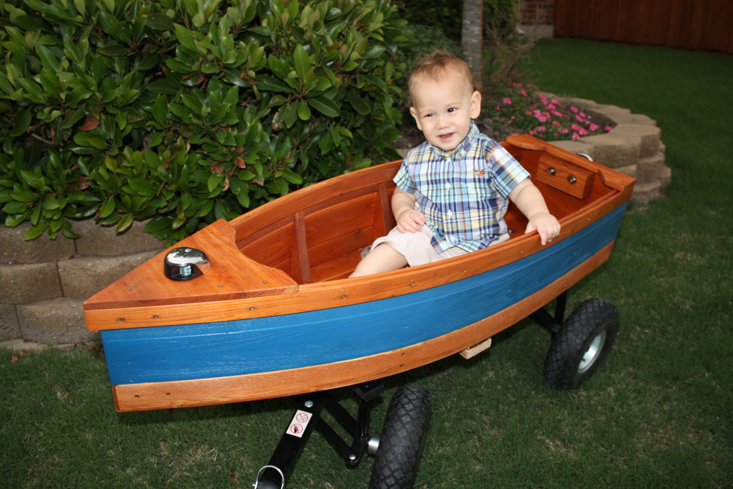 Nautical wooden outdoor landscape all cedar boat garden