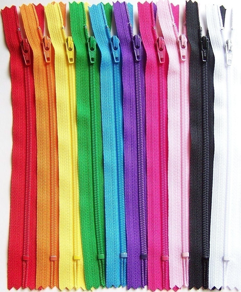 7 Inch Rainbow Zipper Sampler 10 ykk purse and pouch zippers