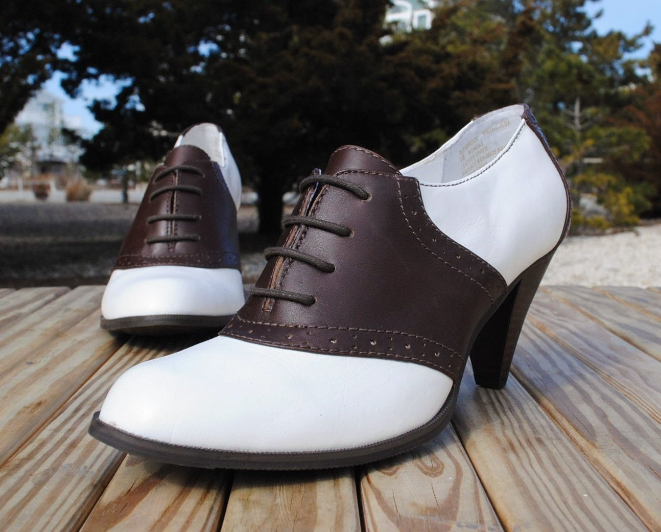 Vintage 1980s Lace Up High Heel Oxford Saddle Shoes in Brown