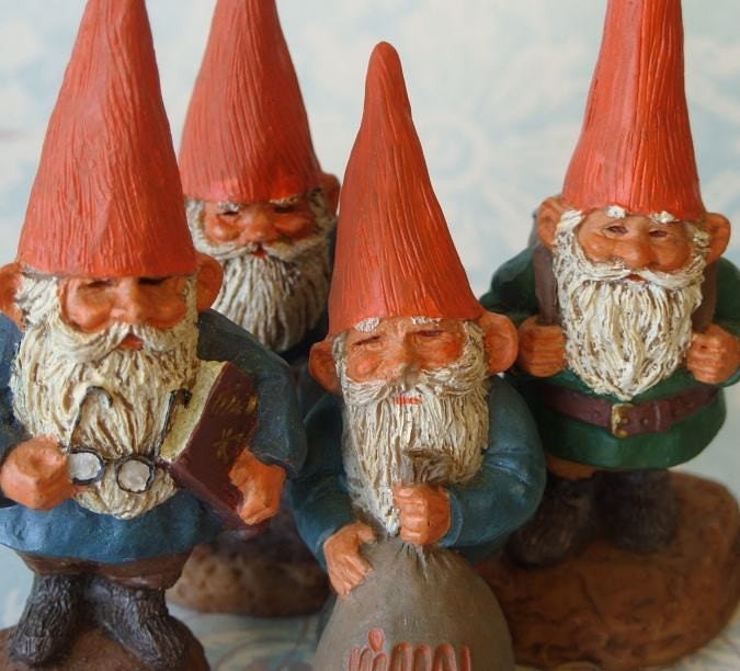 4 Enesco Klaus Winkl Mini Garden Gnome Figurines Lot