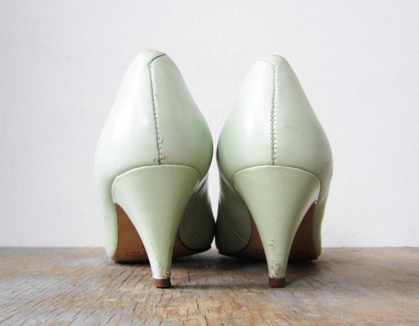 vintage 70s high heel mint green shoes 6.5