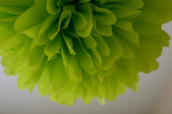 Chartreuse ... 1 tissue paper pom // wedding decorations // destination wedding // birthday // party decorations Il_570xn