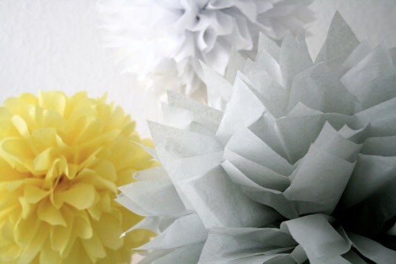 FRESH... 3 tissue paper poms // wedding reception // nursery // birthday // party decorations Il_570xn