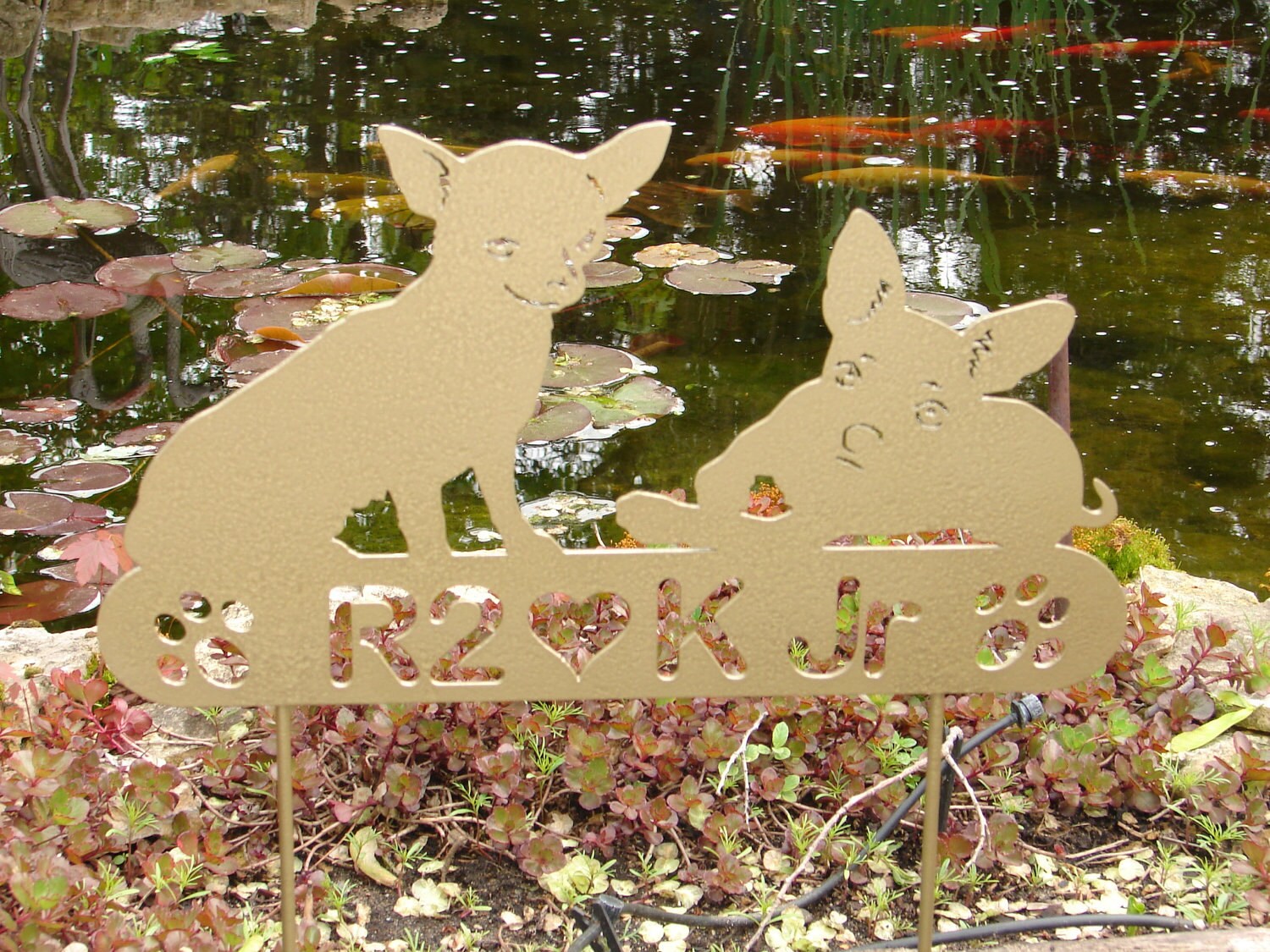 chihuahua lawn ornaments