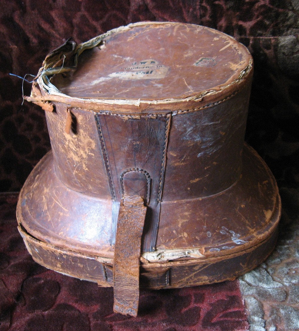 Vintage Top Hat with Leather Top Hat Box