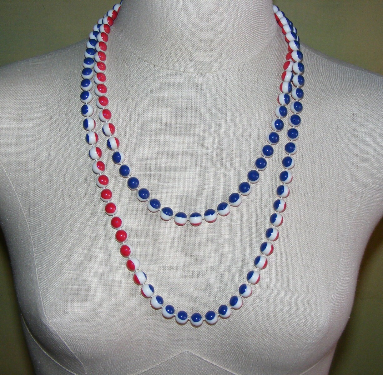 Red white and blue bead necklace Clearance