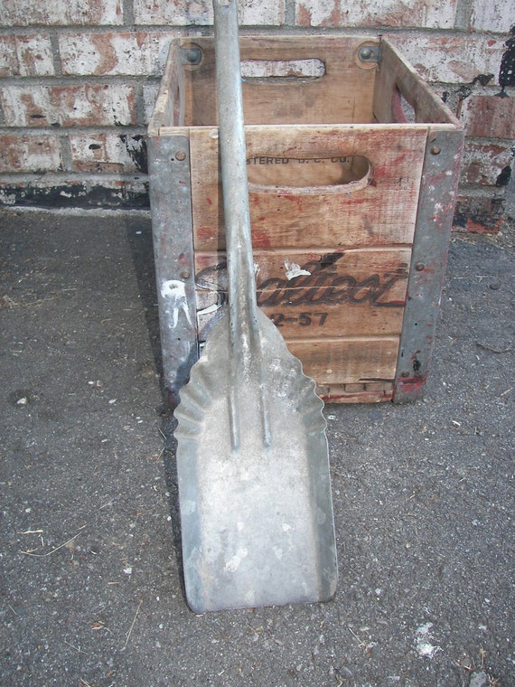 Vintage Small Coal Shovel Galvanized Mid by SirEdmondsVintage