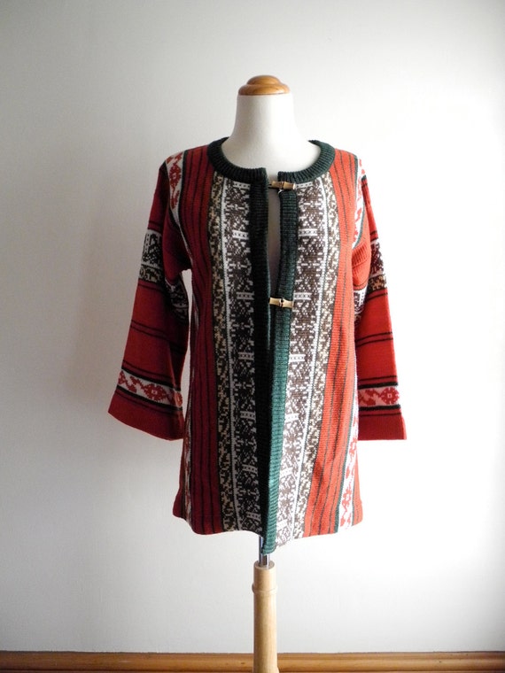Boho Rust HIPPIE cardigan with cool ETHNIC print and wood