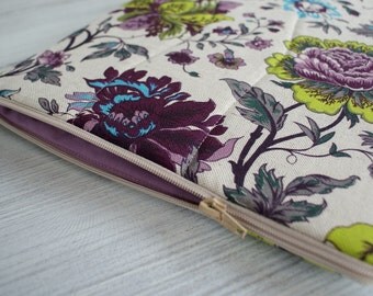 Laptop sleeve case cover for a 13 inch Macbook/ linen/ zipper