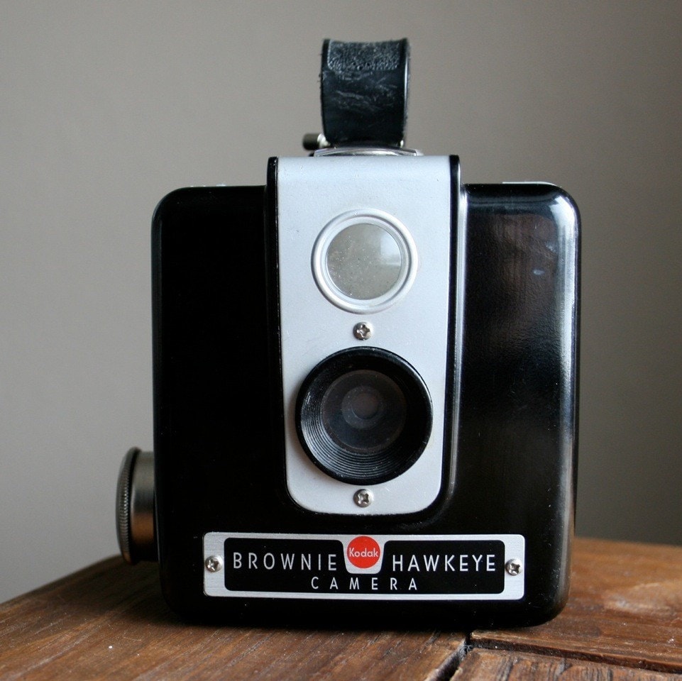 Vintage Brownie Hawkeye Kodak Camera