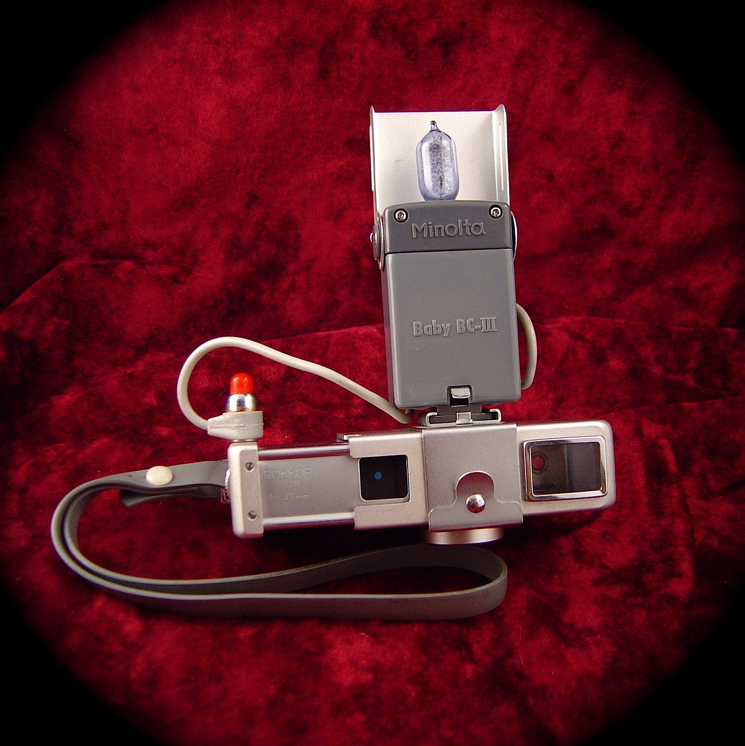 Minolta 16 II Camers with Flash Attachment great spy camera