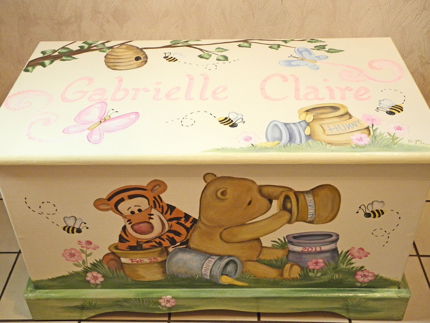 winnie pooh toy box