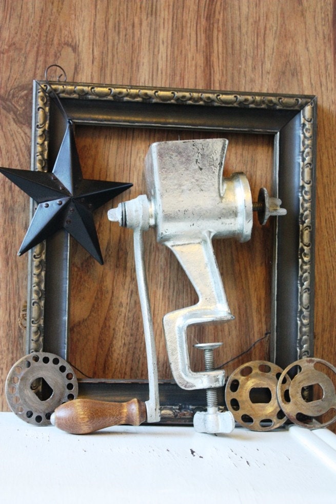 Vintage Sears Meat Grinder with 3Plates Wooden by adripofcoffee