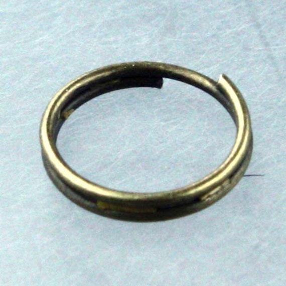 200 pcs of Antique Brass Finished Split Rings 8mm