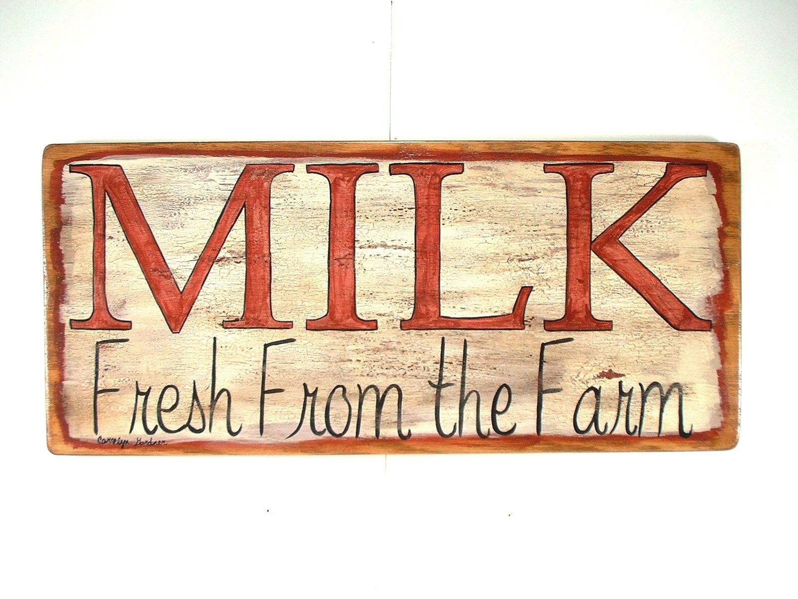 Download Sign Fresh Farm Milk Painted on Wood 478