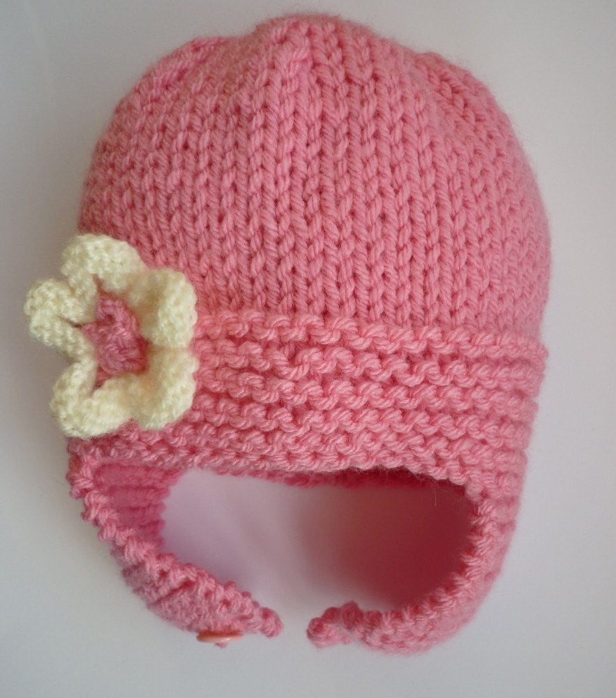 Earflap baby hat knitting pattern in chunky weight yarn