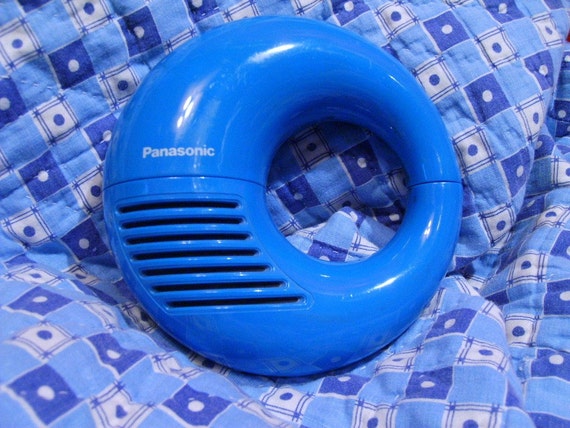 Blue Panasonic Toot A Loop AM Bracelet Radio