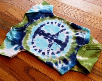 Tie Dye Baby Onesie - Mountain Peace Sign - Sizes newborn, 6, 12, 18, 24 month - Made To Order