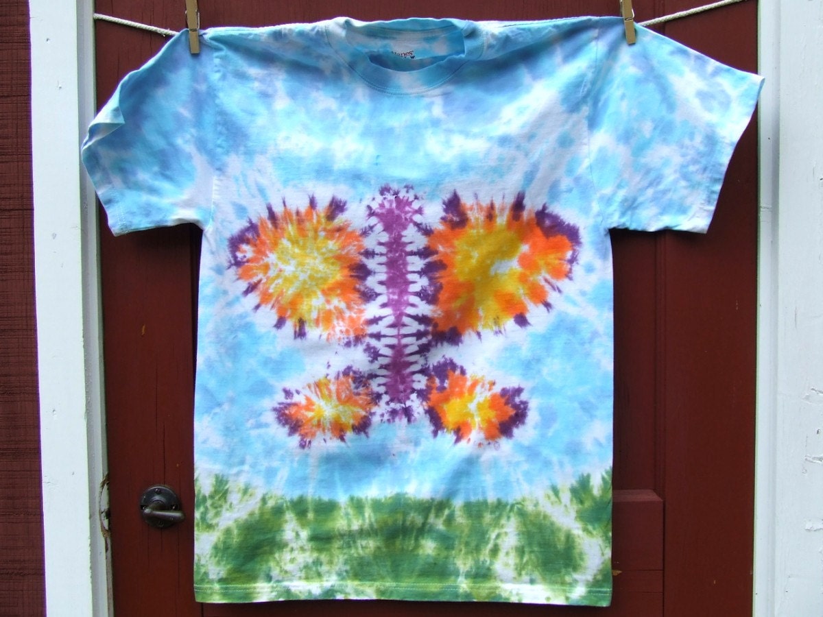 how to make a tie dye butterfly shirt