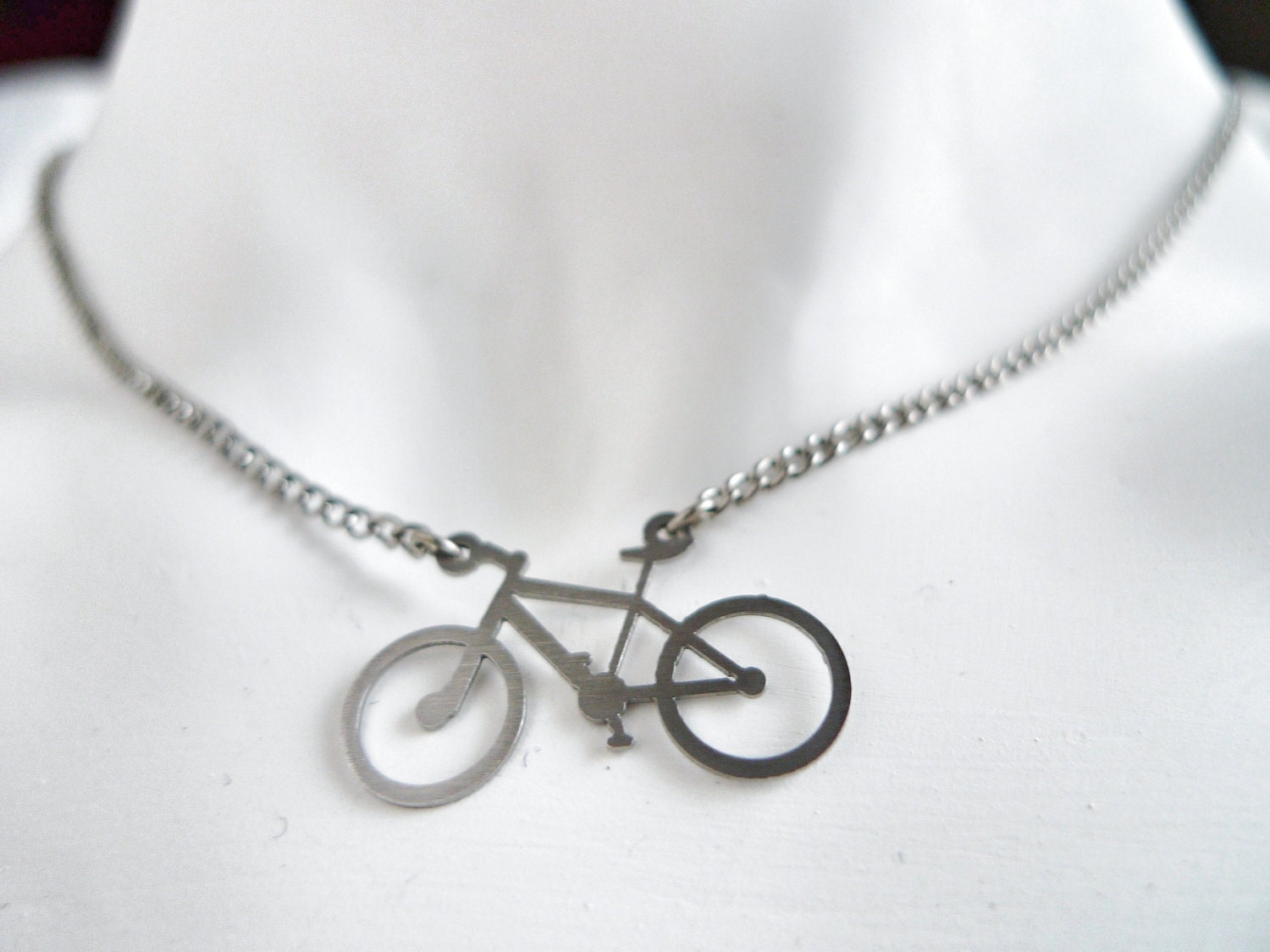 mountain bike necklace