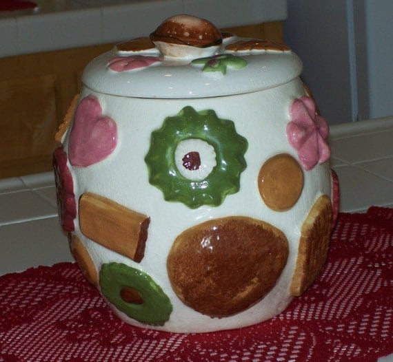 Vintage Cookie Jar Cookies All Over Los Angeles Pottery