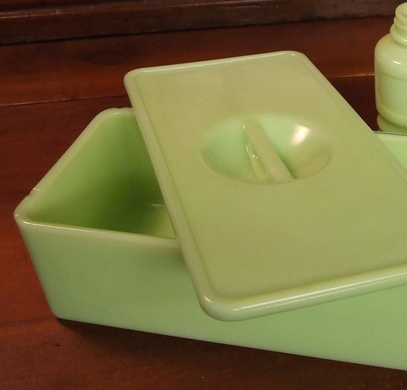 Jeannette Oblong Jadite Refrigerator Storage Dish