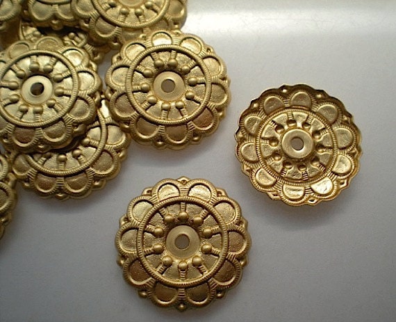 12 brass mirror rosettes No. 4